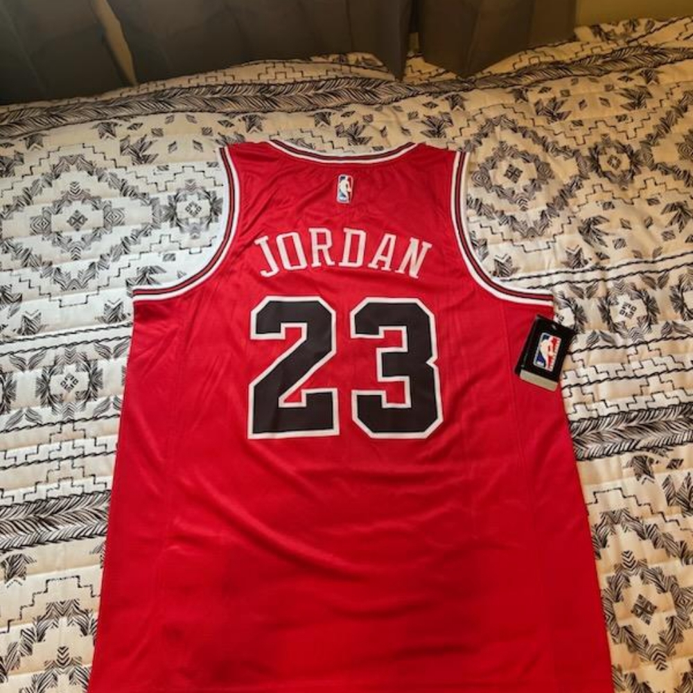 Jersey - Picture 2 of 3